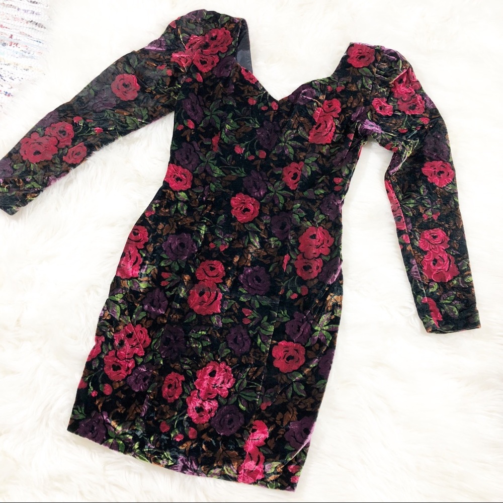 Vintage 1980s velvet rose mini ice skater dress